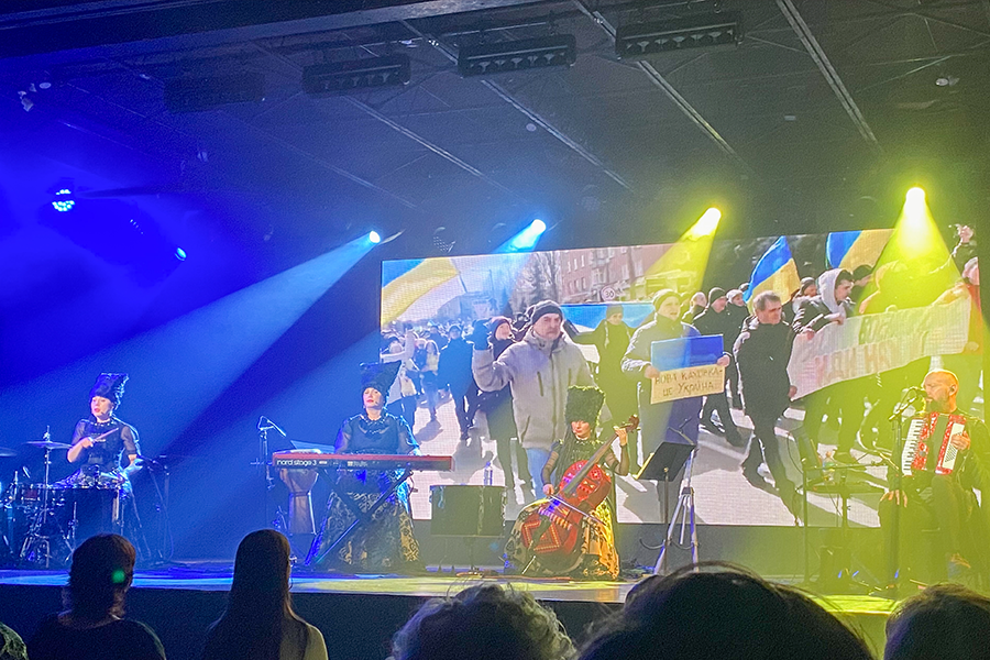 DAKHABRAKHA CONCERT AT THE MOON IN TALLAHASSEE.