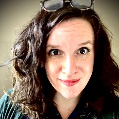 Head shot of LSI employee Debra Guenther