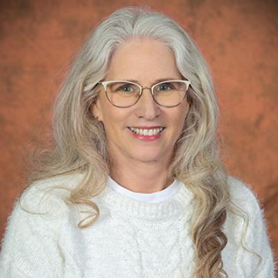 Head shot of LSI employee Ninamarie Sapuppo