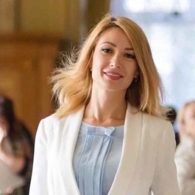 Head shot of LSI employee Anna Romanova 