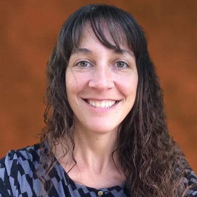 Head shot of LSI employee Carrie Meyers