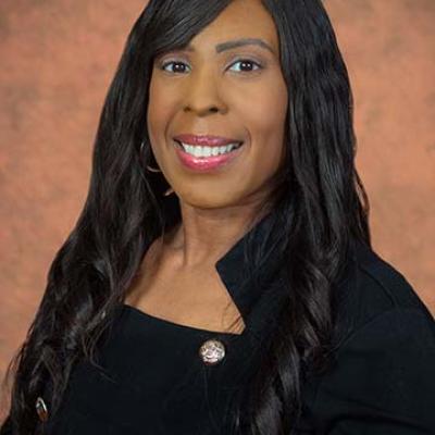 Headshot photo of Jennifer Wardally