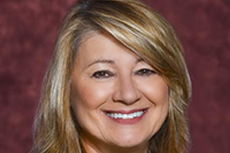 Headshot photo of Dr. Cynthia Green