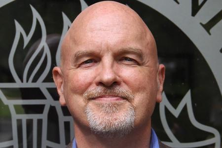 Headshot photo of Dr. Patrick Kennell